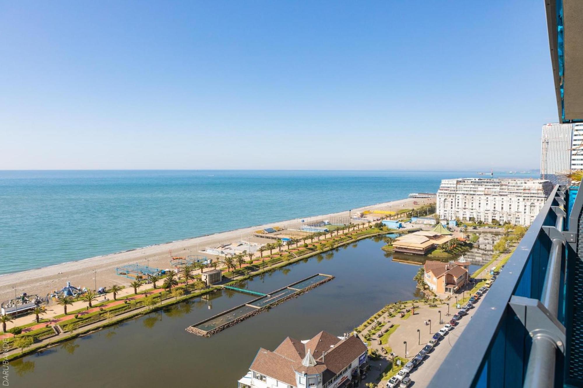 Panorama Sea View Central City Batumi & Aparthotel Экстерьер фото